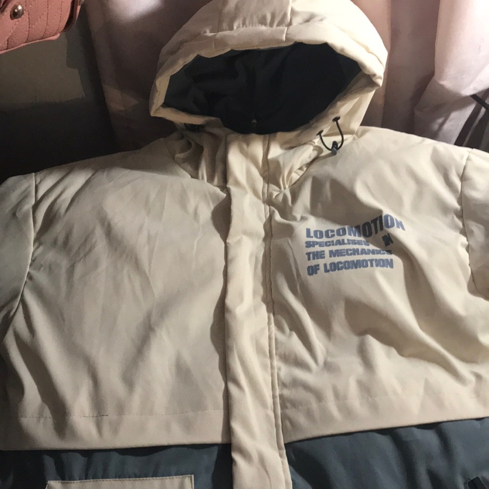 Coat larg